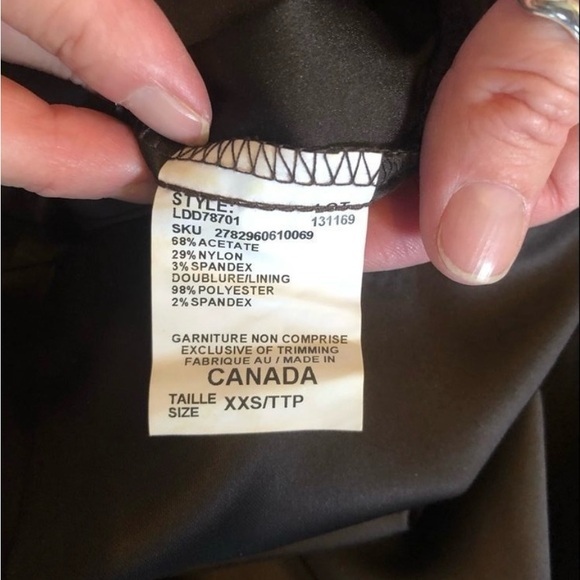 Le Chateau | V-Neck Midi Dress - Picture 6 of 6